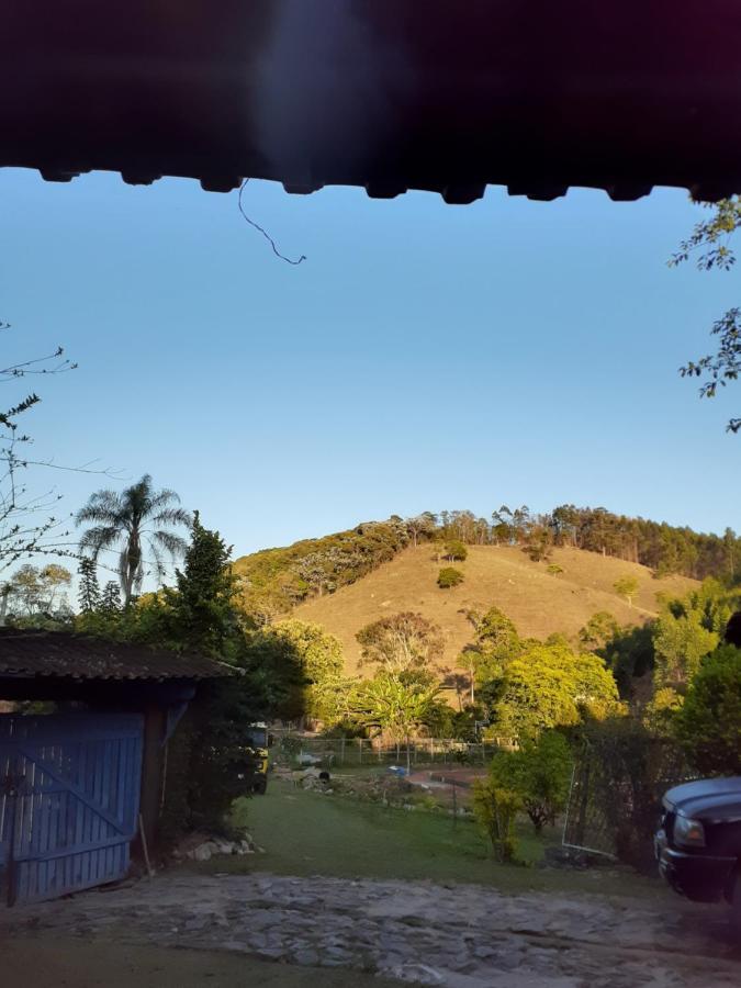 Chacara Ladeira De Pedra Villa Salesopolis Bagian luar foto
