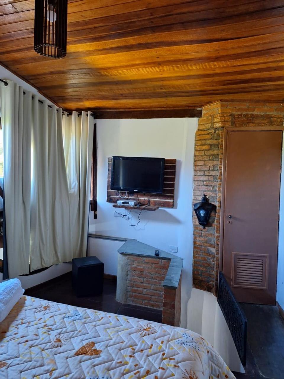 Chacara Ladeira De Pedra Villa Salesopolis Bagian luar foto
