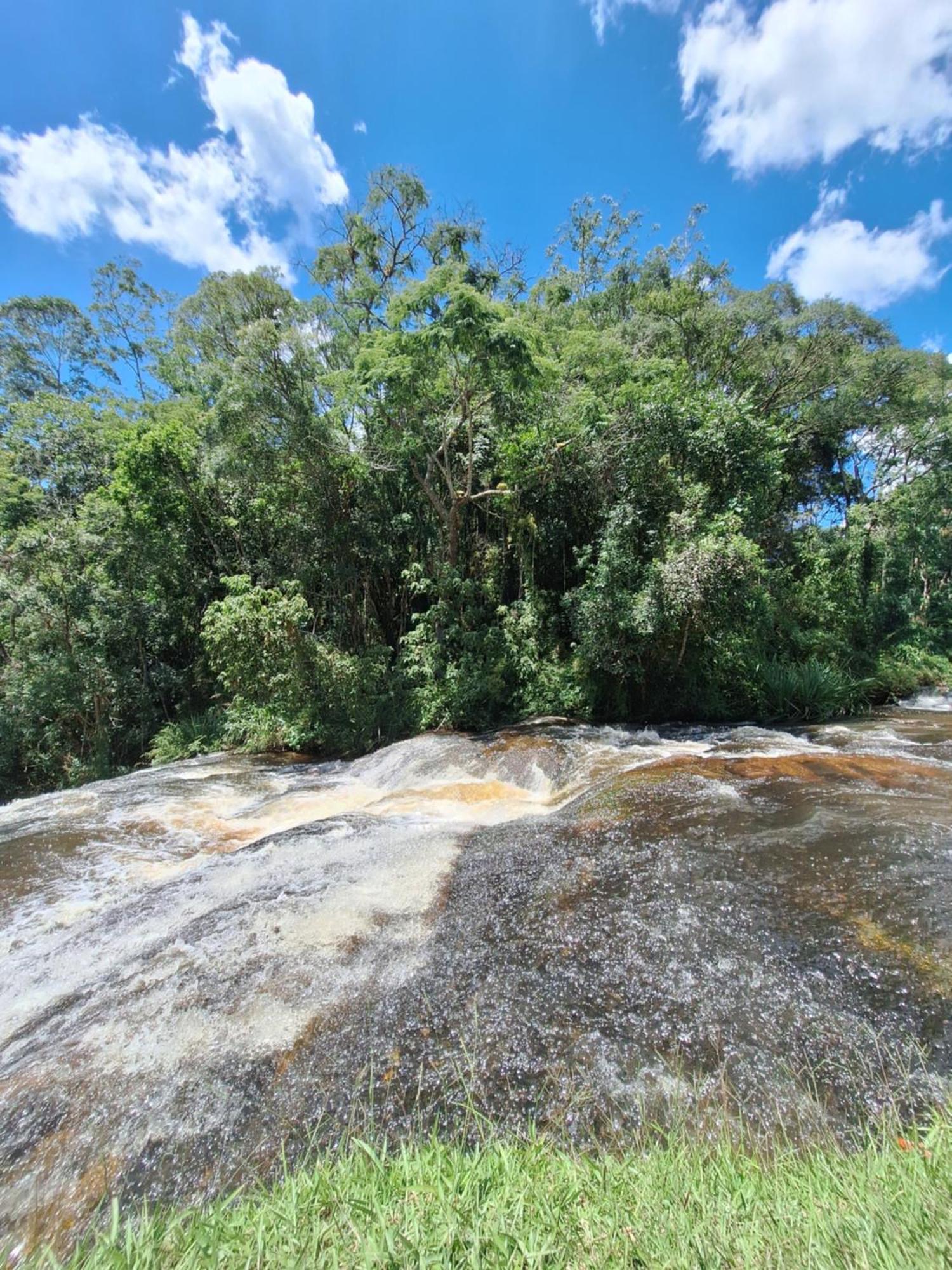 Chacara Ladeira De Pedra Villa Salesopolis Bagian luar foto